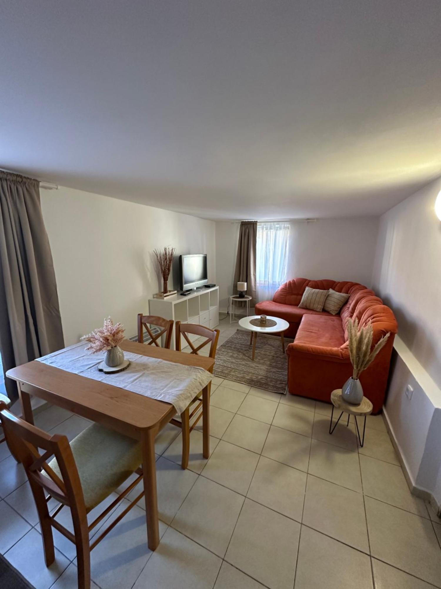 Apartment Dehtare מראה חיצוני תמונה